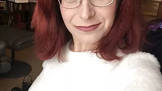 LilGiantess Plays and Squirts in Pantyhose