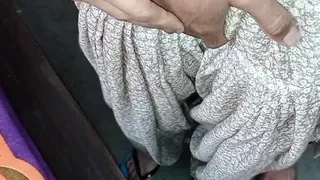 Sardarni Aunty ko ghar jakr ladke ne choda full video with audio