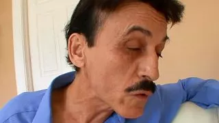 Young Wife Jamie Applegate Fucks With Hunk BF