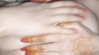 Desi Bhabhi hindi audio Valentine day Mote mote chooche boobs