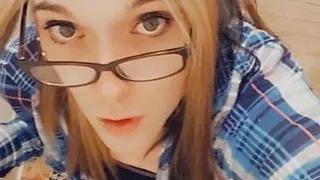 Sexy Girl Likes To Get You Hard