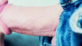 Amateur teen girlfriend blowjob