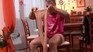 Bro’s teen girlfriend helps him cum