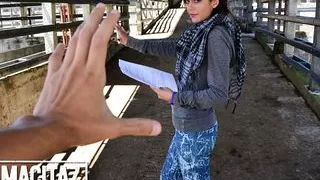 Sexy Latina Laura Toro Joins Horny Agent For Hardcore Sex On Camera - CARNE DEL MERCADO