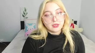 touching myself and sucking a dildo showing my body