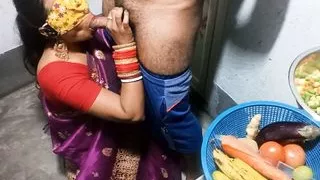 Bhabhi Ne Kitchen Me Lund Chusa - Blowjob in Kitchen