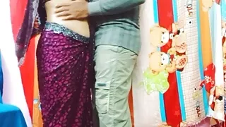 Ex boyfriend ghar me milne aya... Purano bondhu Ghore dekha korte ese chude diye gelo