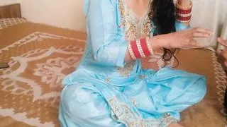 cheated wife caught redhand by husband, desi wife ko pati ne range haathon pakda aur randi ki trah chod diya