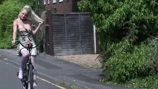 BICYCLE BIRDS- Chapter #01