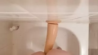 TomWoods2020 fisting fun in the bathtub giant dildo