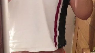 Heißer und geiler Bär in der Badewanne