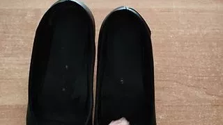 Cum in stepmom's shoes