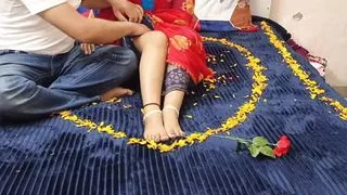 Uff Bohat Dard Ho Rahi hai... Indian XXX newly married suhaagraat sex