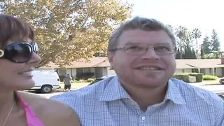 Chubby mature Desi Foxx still likes to fuck around for a huge facial