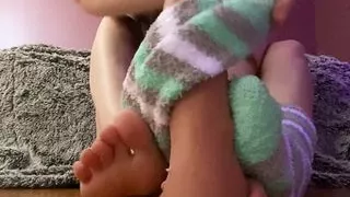 Fuzzy Sock FootJob and Cum Countdown