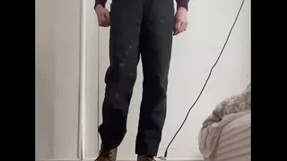 In Arbeitsstiefeln wichsen