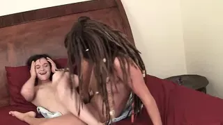 Yanks Babes Livia And Jazmin Rut Their Hips