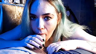 Girlfriend Sucks At Her House While Mom Is At Work