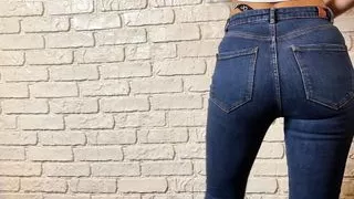 Hot Horny Ju prepares to party