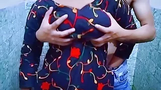 My sexy wife bathing in bathroom xxx Soniya bhabi