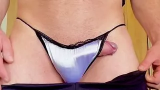 Hands free cum in the locker room - before practice