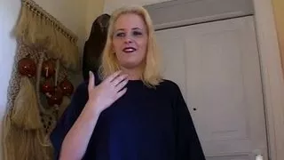 Hausbesuch bei Tatjana hier wird gefickt