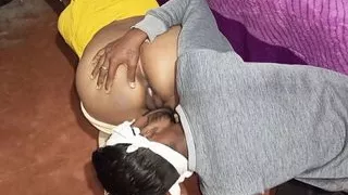 Nokrani Ko Ghodi banakr Choot Me Ungli Dali