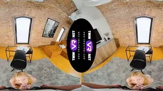 TmwVRnet - Lulu Love - Dude opens the door and wet pussy