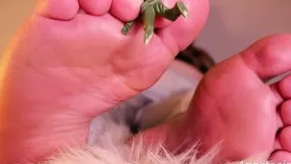 Ignore Tiny man between my toes  (preview) Model Anastasia Gree