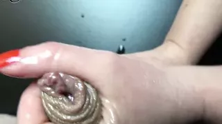 Hidden Camera - Beautiful Milf Does Super Wank