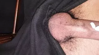 Turkish guy masturbates in the morning and relaxes