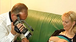 Die Fickwette mit meiner Nachbarin - bitte Video nicht anschauen