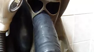 perv_Linda Gumlin in gum Zodiak Suit