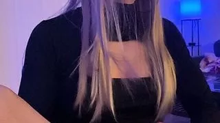 Crossdressing Gamer Jerks Off