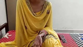 Cheating Indian Bhabhi Gets her Big Ass Fucked By Devar Indian Village Desi Bhabhi Ki Devar ke Sath Mast Desi Chudai xxx