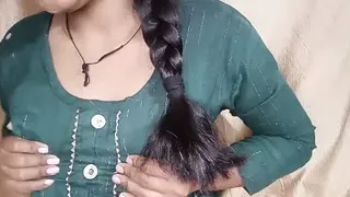 College girl Sarita’s hot and juicy pussy