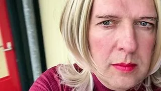 cunt, playing a hooker waiting at her door