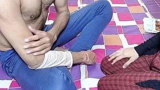 Uncle ke mote lund ne to mujhe pagal kr dala chod chod kr with dirty audio slim girl desifilmy45 full HD porn video