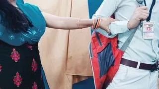 Teacher ne studen ko sex ke bare me nhi bataya student ne khud teacher ke sath  sex kiya