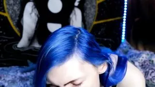 blue haired tgirl sucking bbc