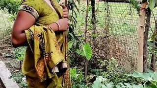 Komal malik aa raha hai sayad jaldi kapde pahne bhago