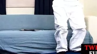 Skinny amateurs jizzing after sucking and rimming in duo