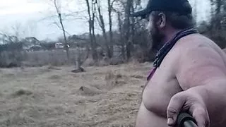 Mofo2121 walking by the highway