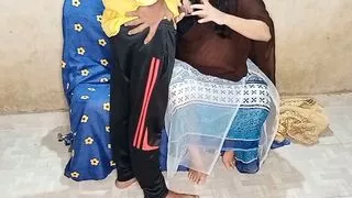 Sasu Maa Ko Trick Se Pata Kar Table Par Chudayi Kiya