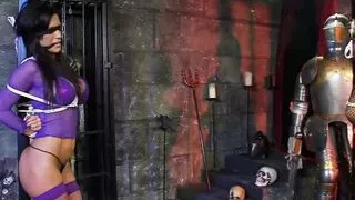 Chloe Conrad and Cindy Behr put their feet inside their pussies