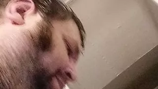 Mofo2121 takes a very kinky shower