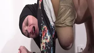 Muslim wife loves spanking