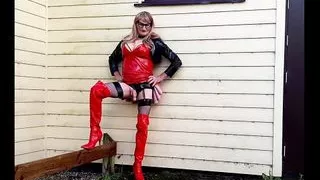 UK Tranny Lingerie Photo Slideshow #15