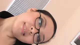 Stiefpapa besorg es mir wenn Mami weg ist