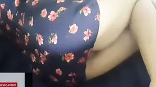 La Madre De Mi Amigo Se Queda En Mi Casa Con Tremendo Vestido Azul